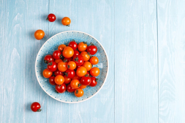 多黄色和红色的樱桃番茄绿色配料品种