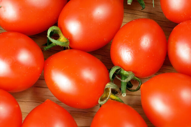 健康许多新鲜可口的番茄 樱桃背景 李子番茄樱桃膳食新鲜的