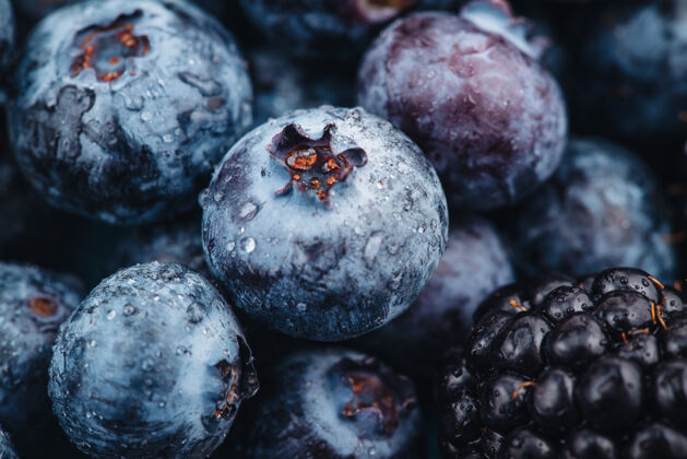 混合美丽的新鲜蓝莓浆果饮食健康的生活方式