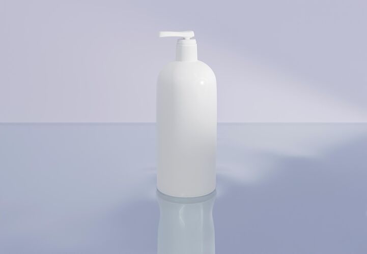 容器化妆品瓶布置产品护理模型