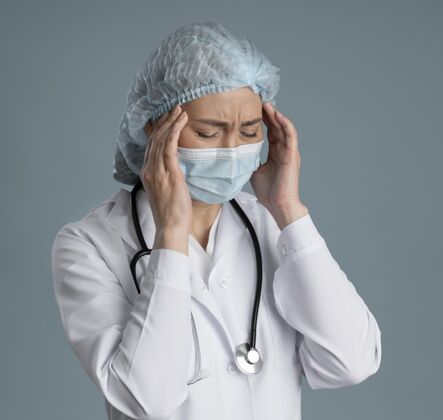 面罩女卫生员画像医生工人工作