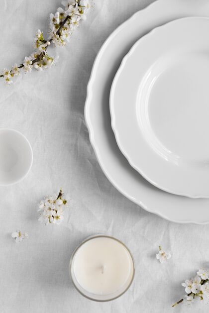 简约白色餐桌的布置 为您提供美味佳肴白色餐桌晚餐分类