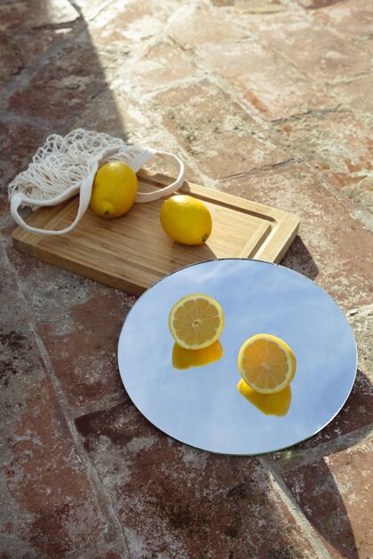 柠檬用新鲜柠檬做镜子水果镜子柑橘